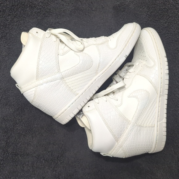 Nike Dunk Sky High 'White Croc Print' Sneaker Wedges - Picture 5 of 9